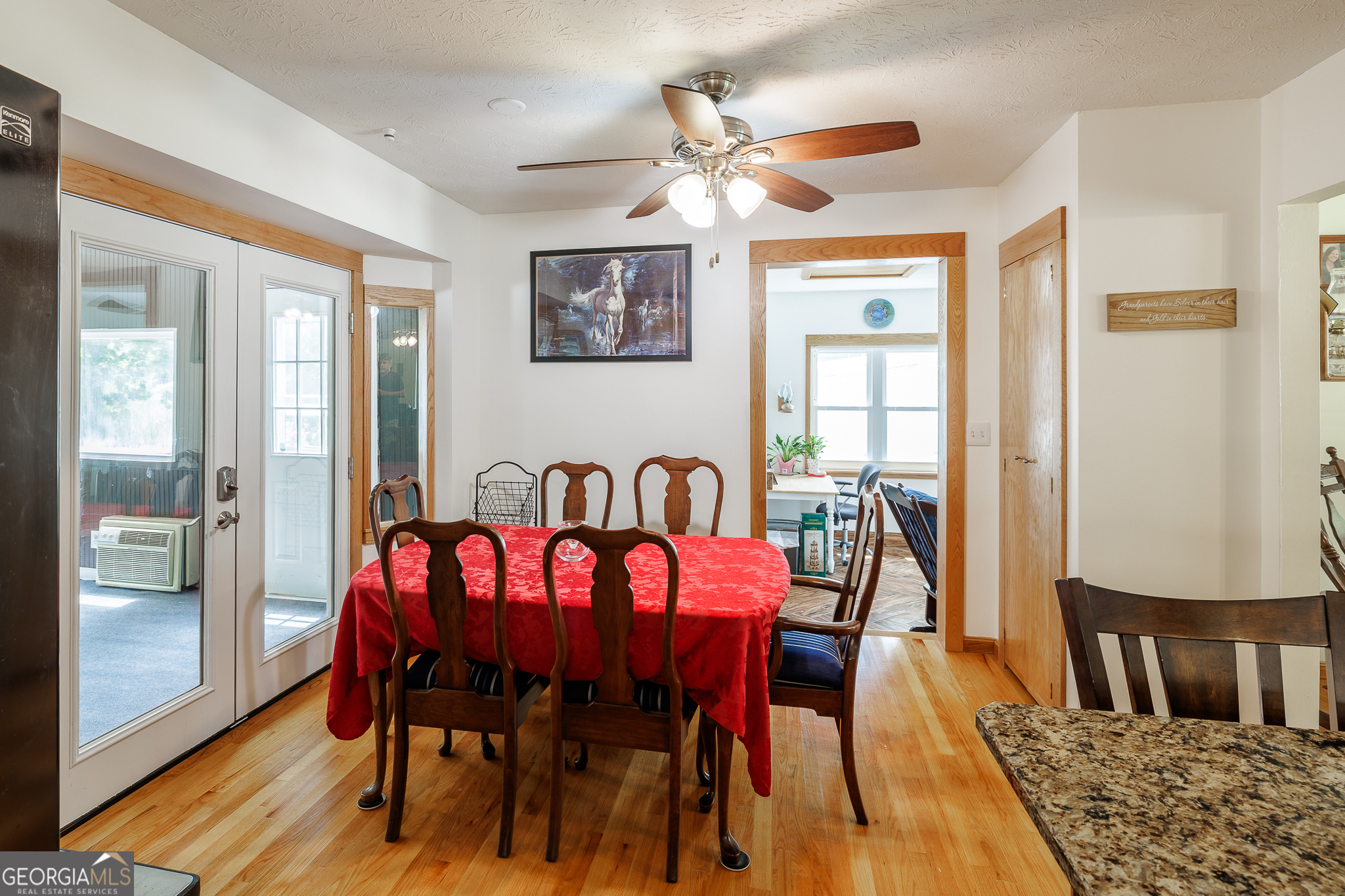 2665 Oak Log Way Property Photo 6