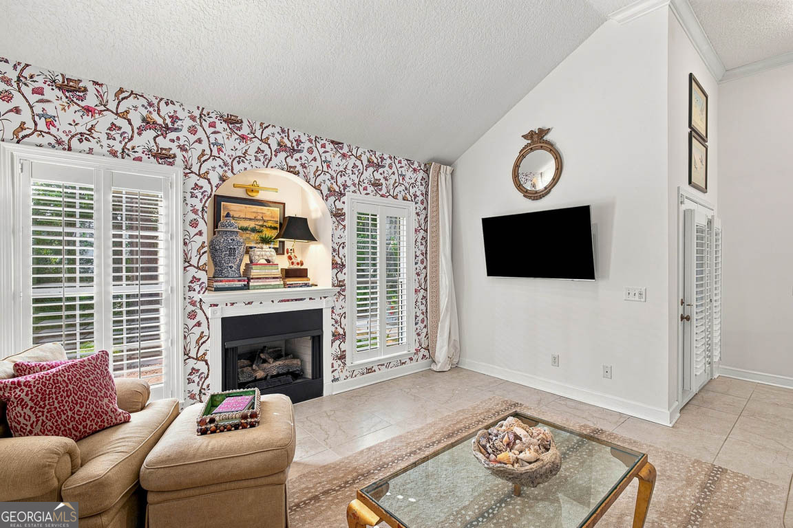 102 Northwind Drive Property Photo 16