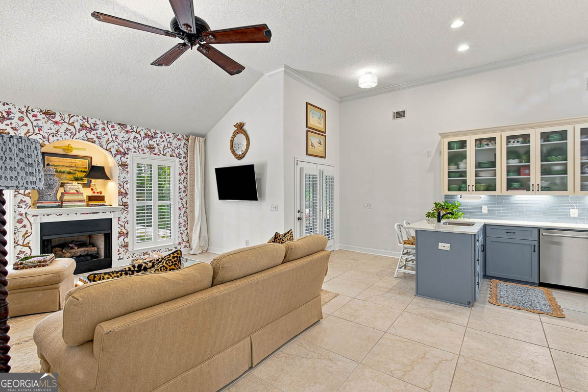 102 Northwind Drive Property Photo 18