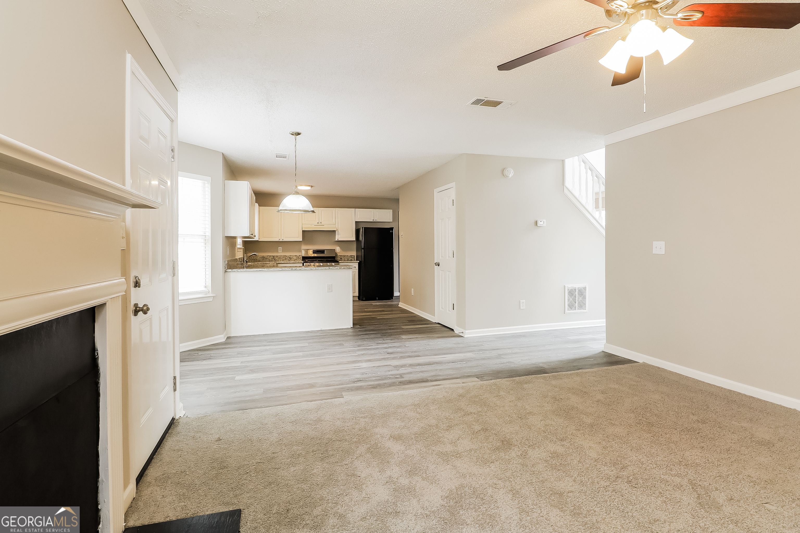 245 Windscape Drive Property Photo 10