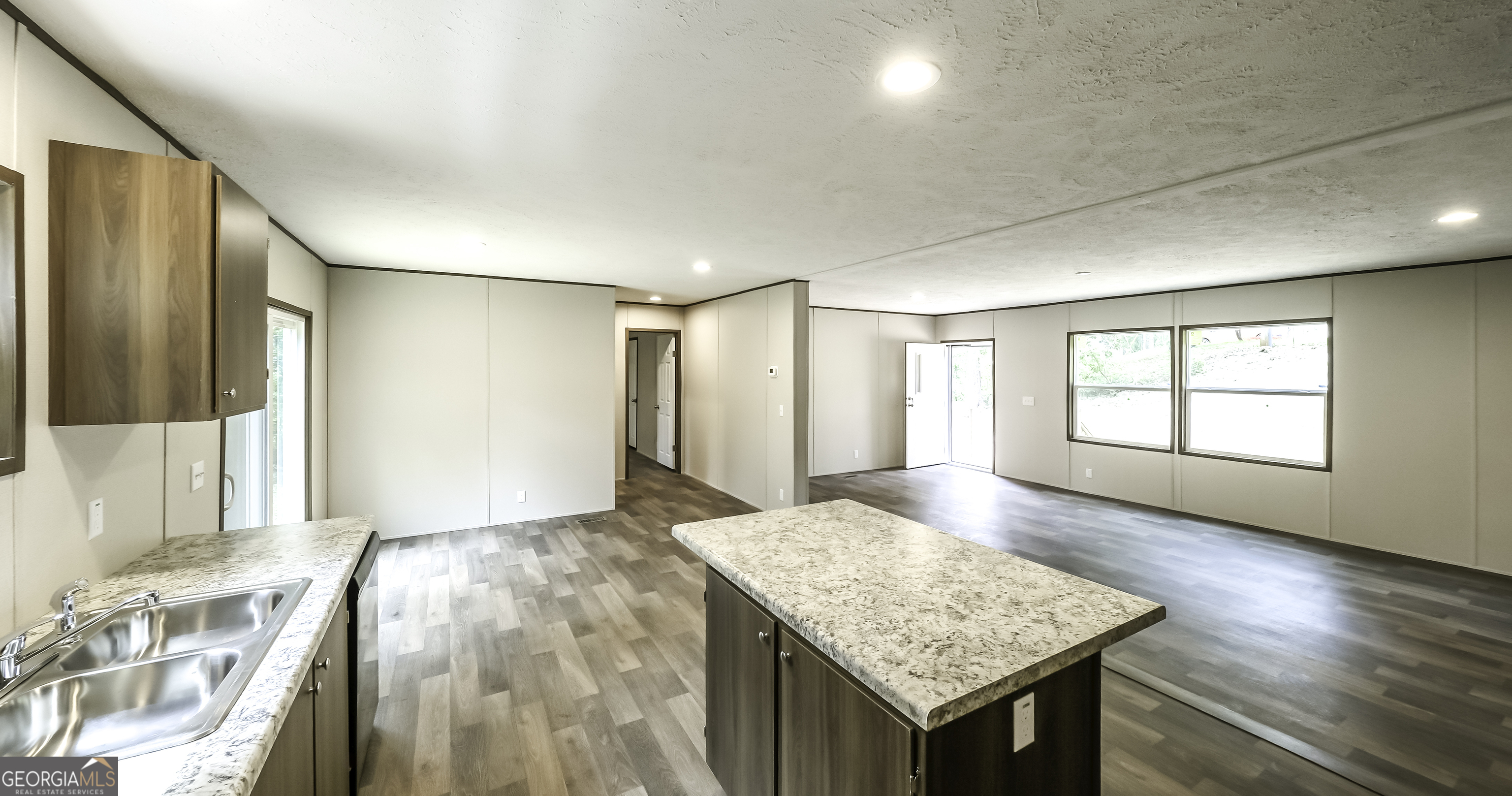 534 Tree Ridge Property Photo 10