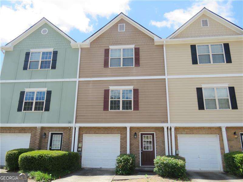 6399 Redan Square Property Photo 1