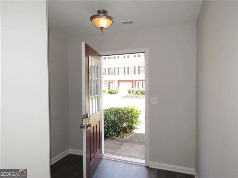 6399 Redan Square Property Photo 2