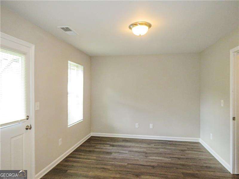 6399 Redan Square Property Photo 5
