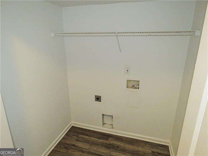 6399 Redan Square Property Photo 9