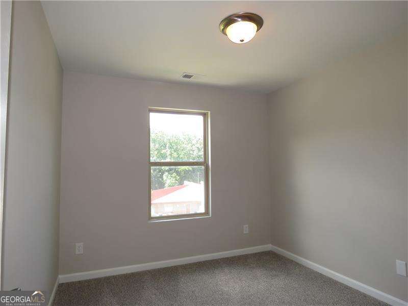 6399 Redan Square Property Photo 29