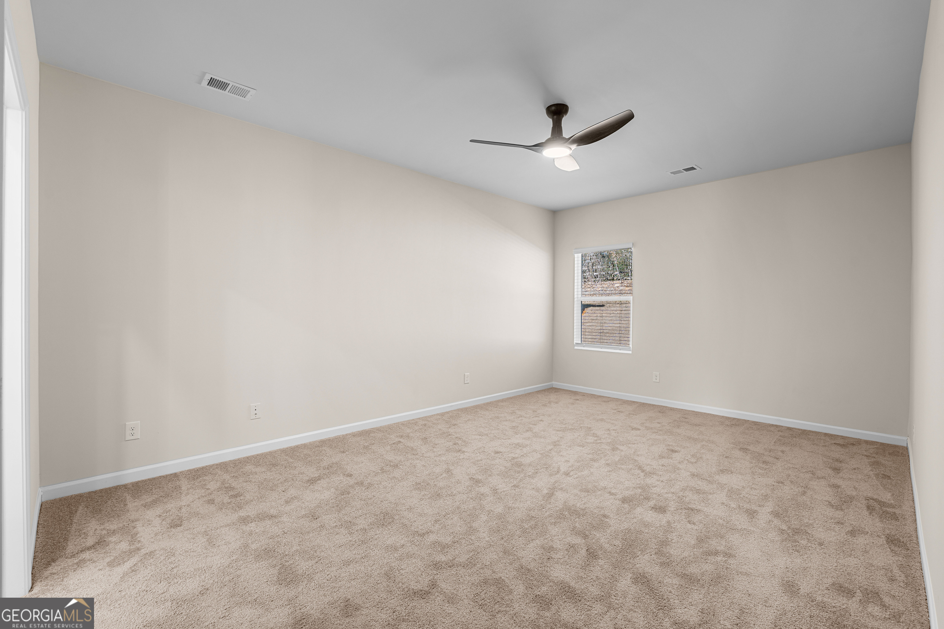 370 Granary Walk Property Photo 16