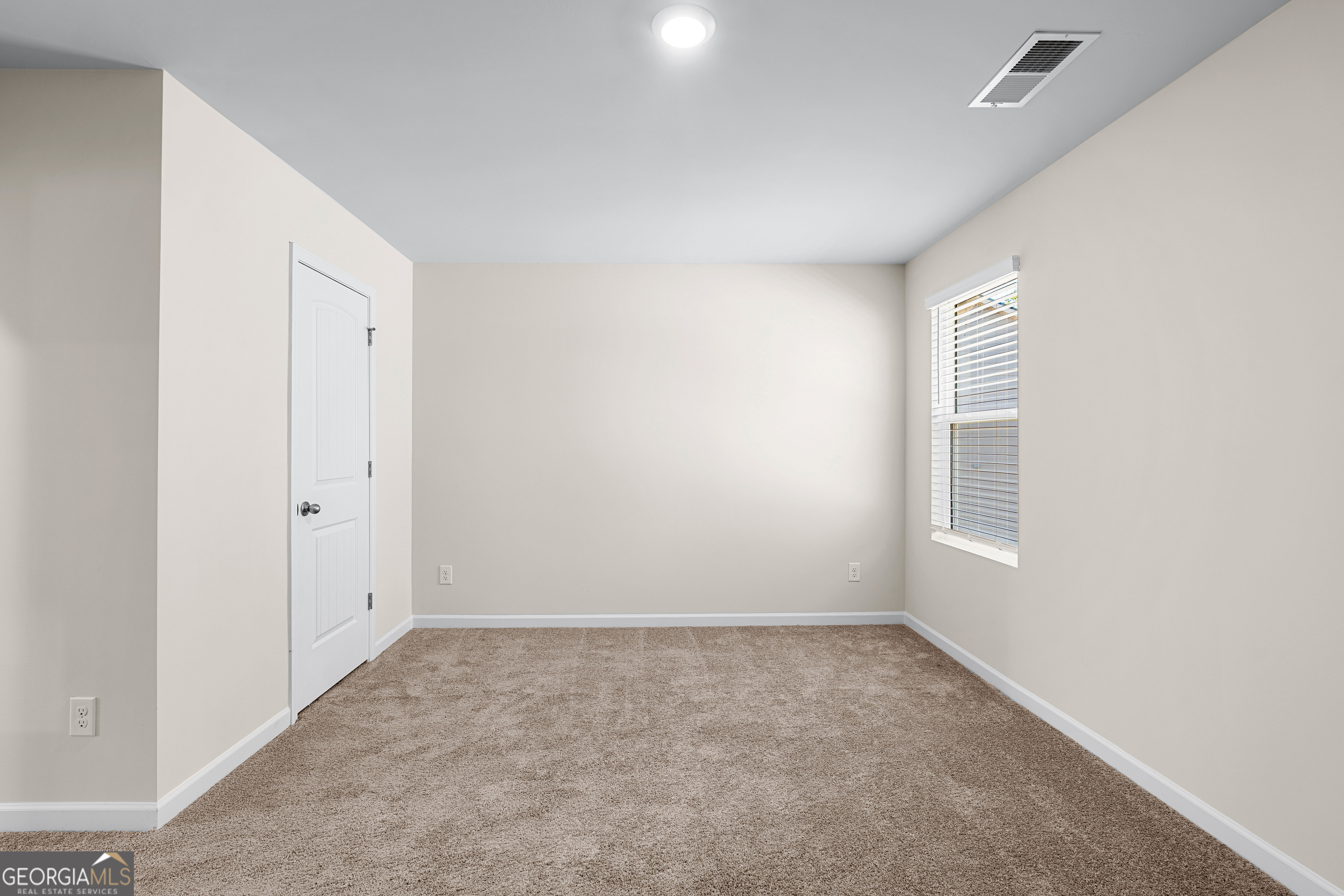 370 Granary Walk Property Photo 35