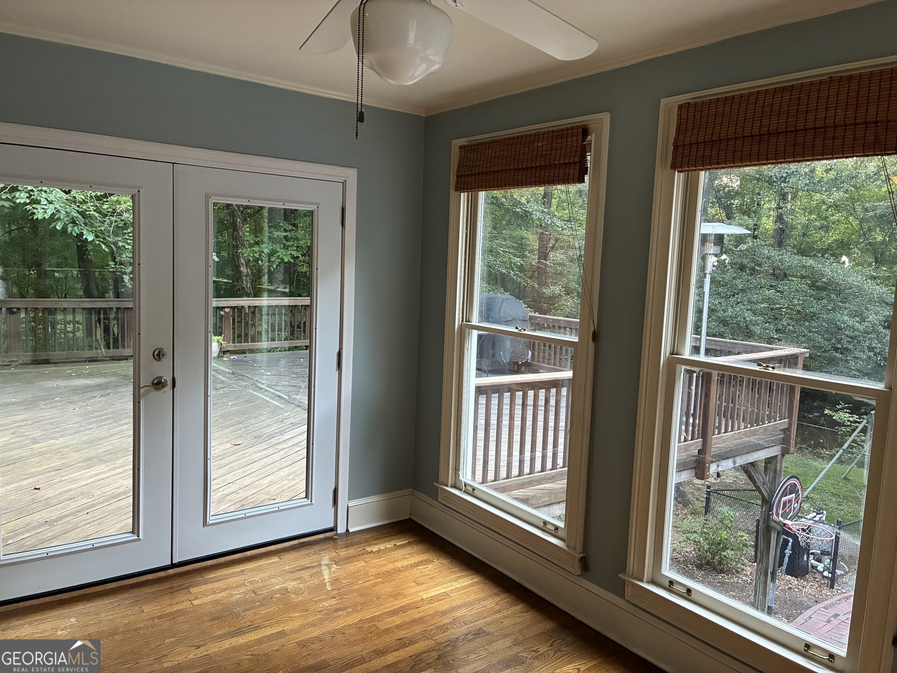 110 Regal Oak Property Photo 13