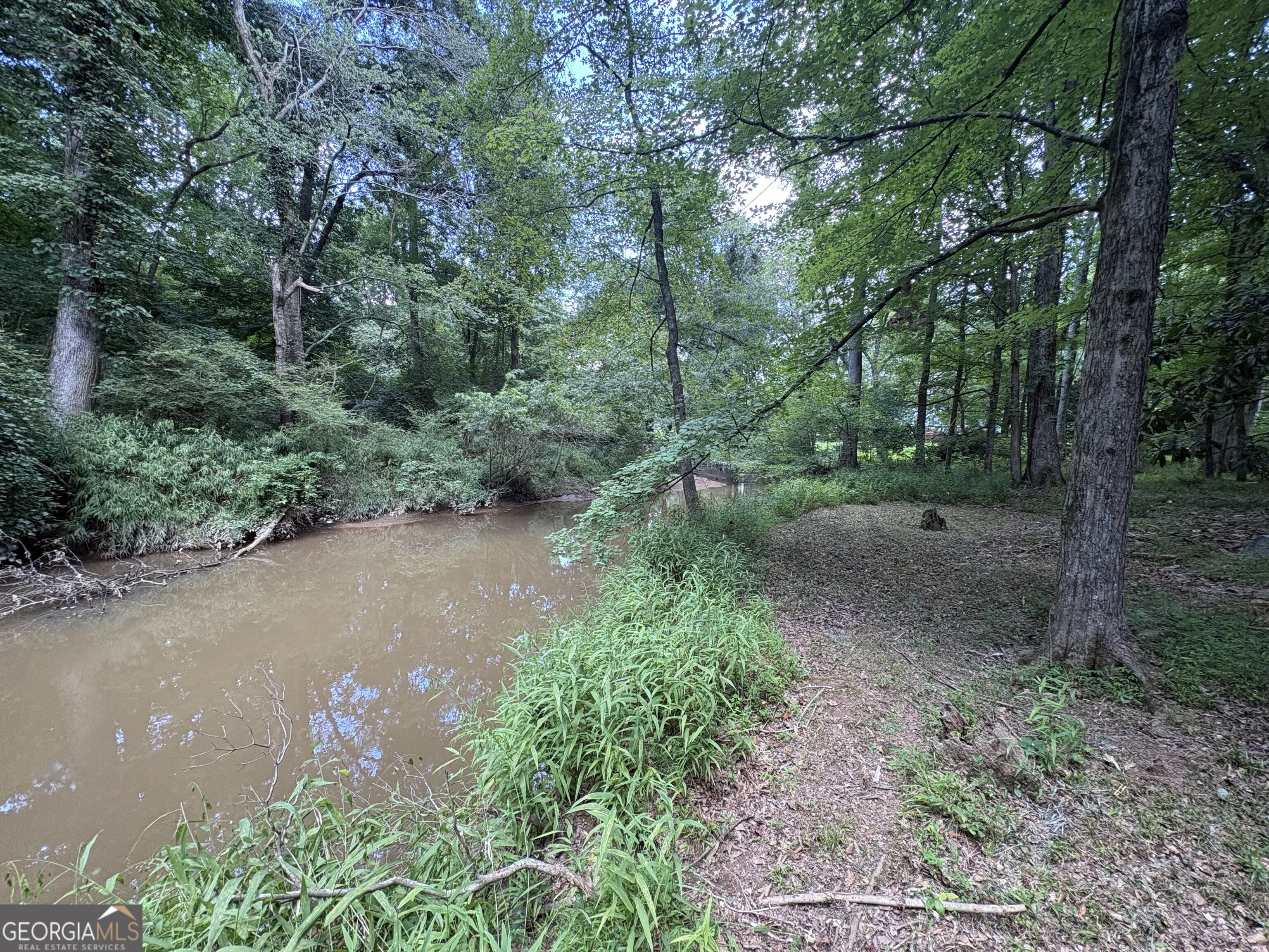 110 Regal Oak Property Photo 32