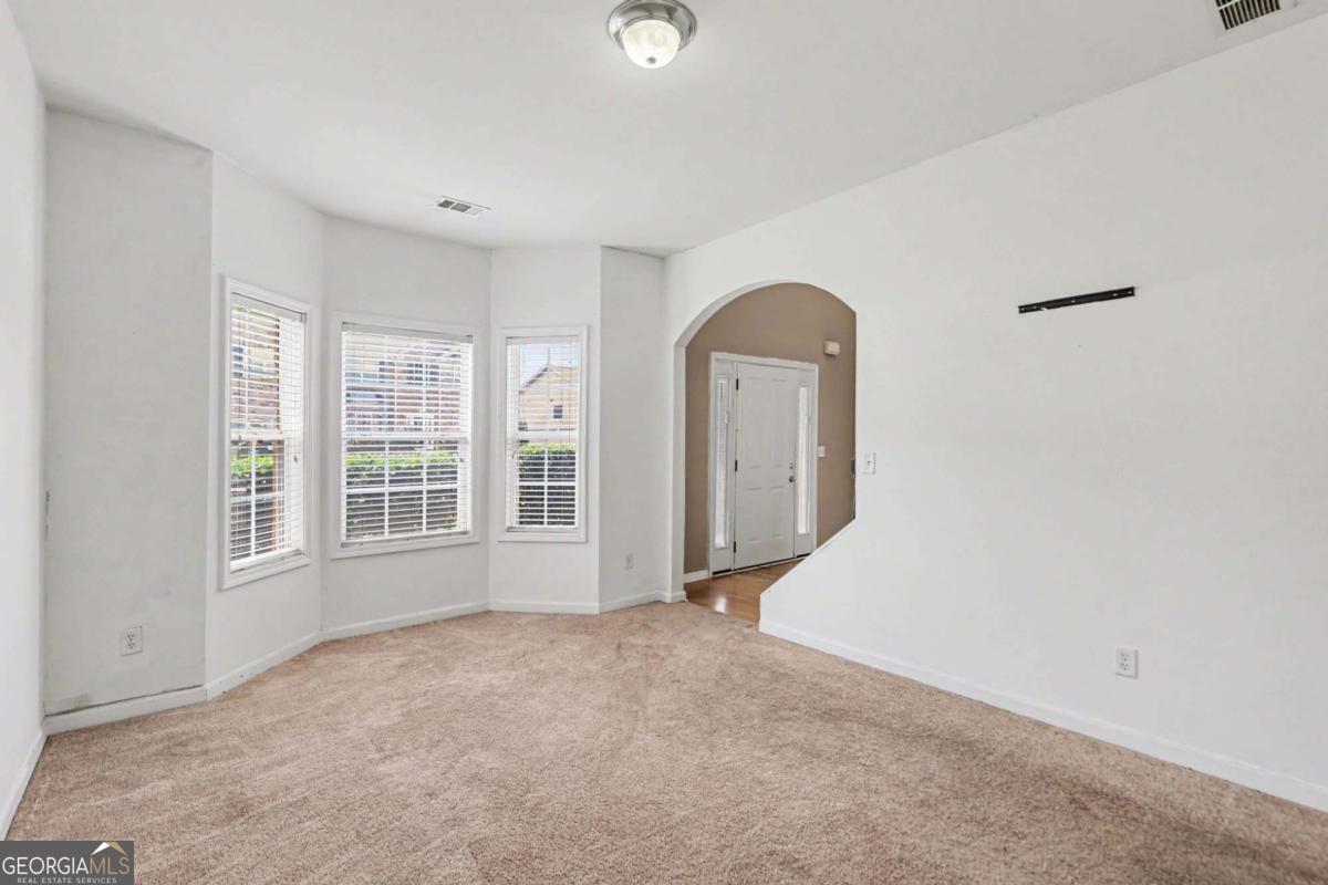 7969 Hawks Nest Trail Property Photo 4