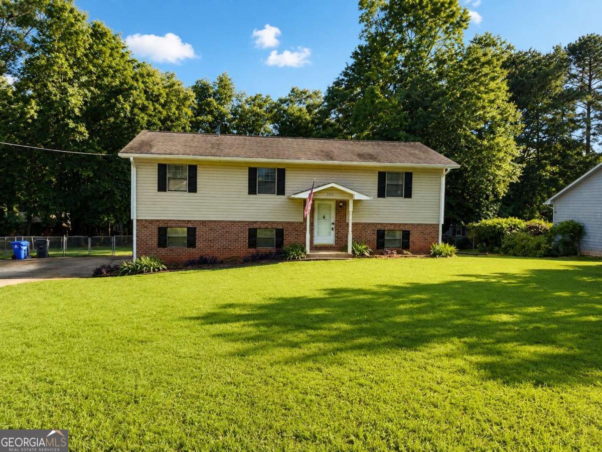 209 Ridge Run Property Photo 1
