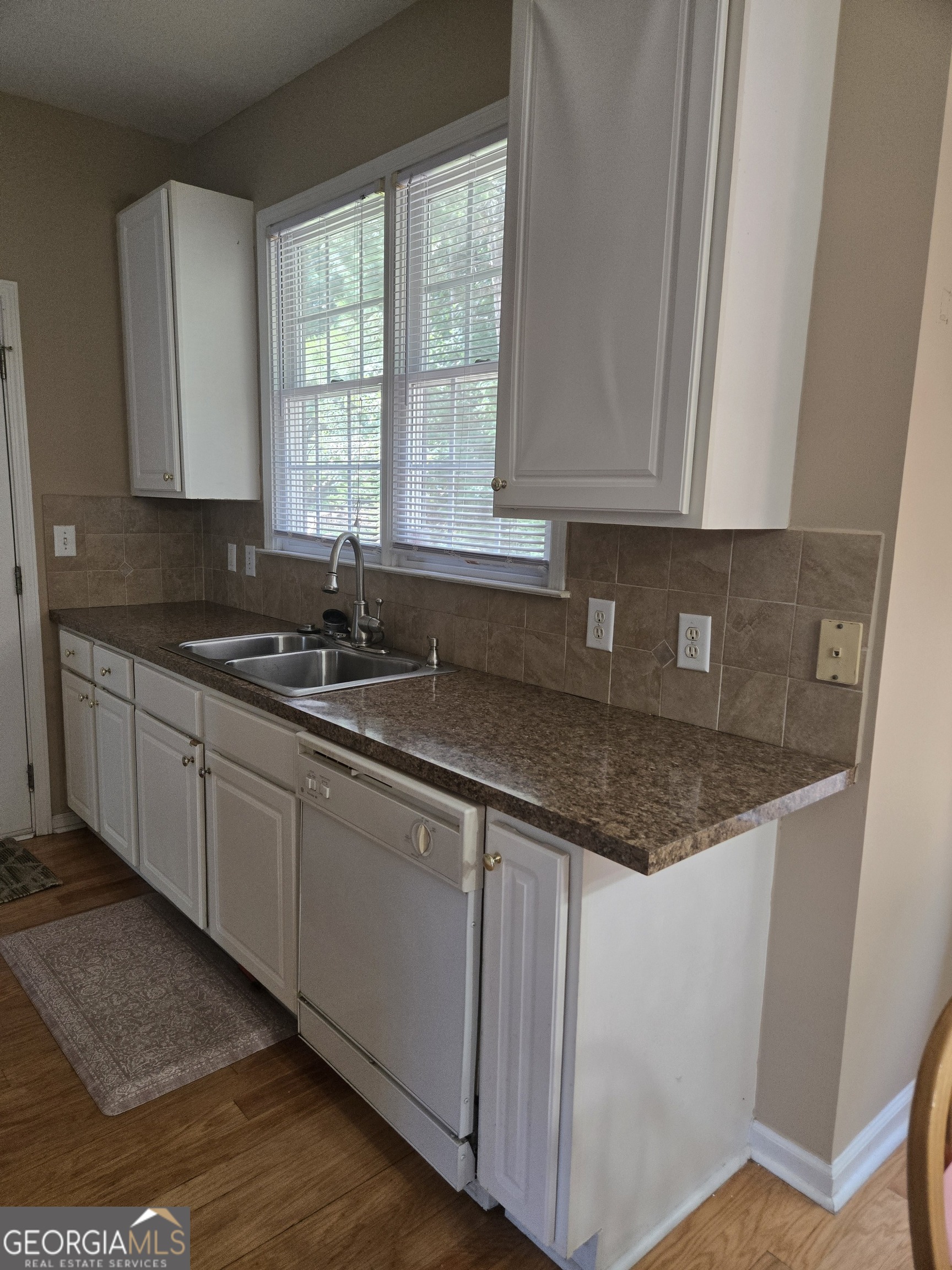 6794 Winterberry Ridge Drive Property Photo 7