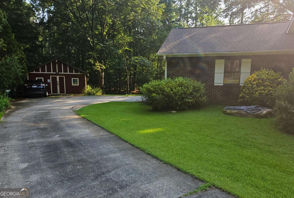 816 Bruce Jackson Road Property Photo 4