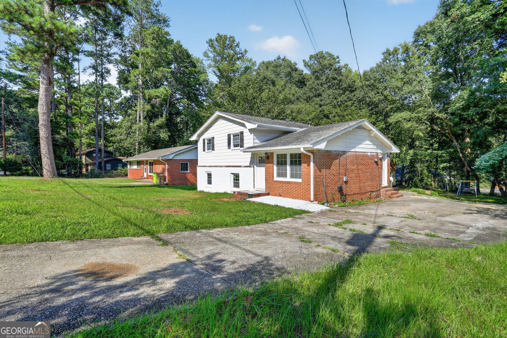 6464 Rabun Road Property Photo 2