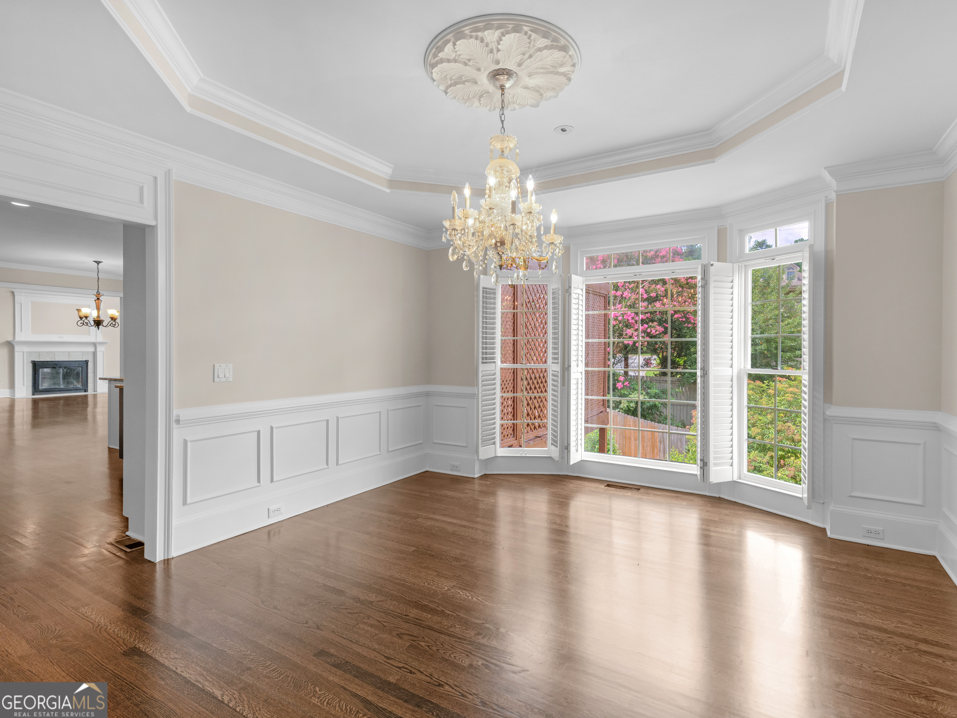 1524 Lake Cove Property Photo 8