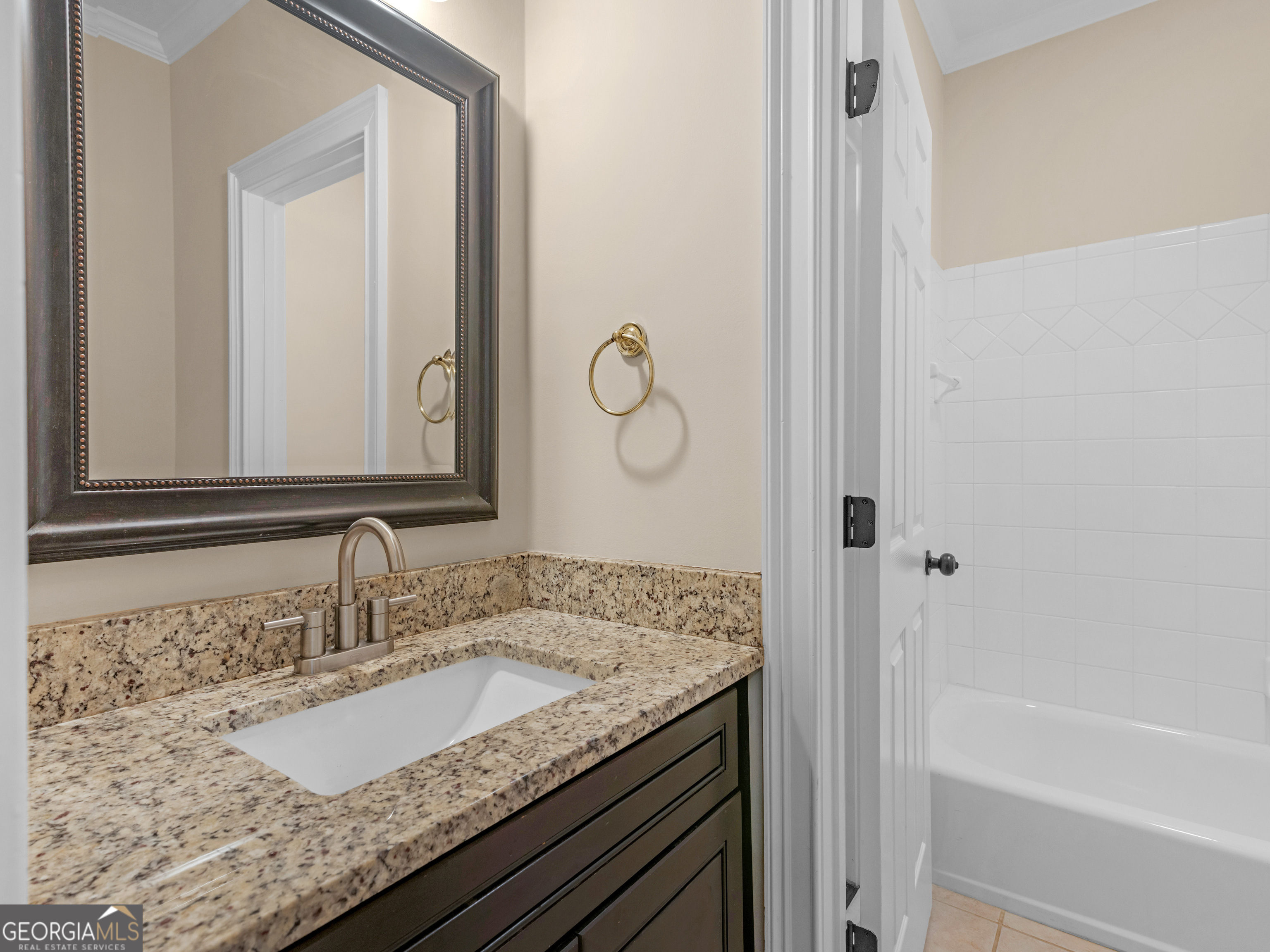 1524 Lake Cove Property Photo 21