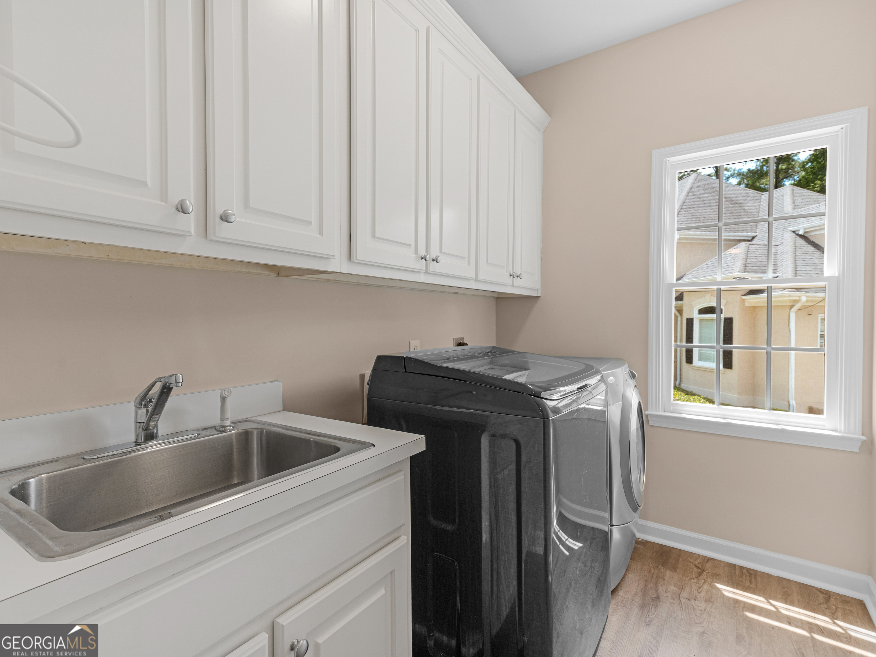 1524 Lake Cove Property Photo 32