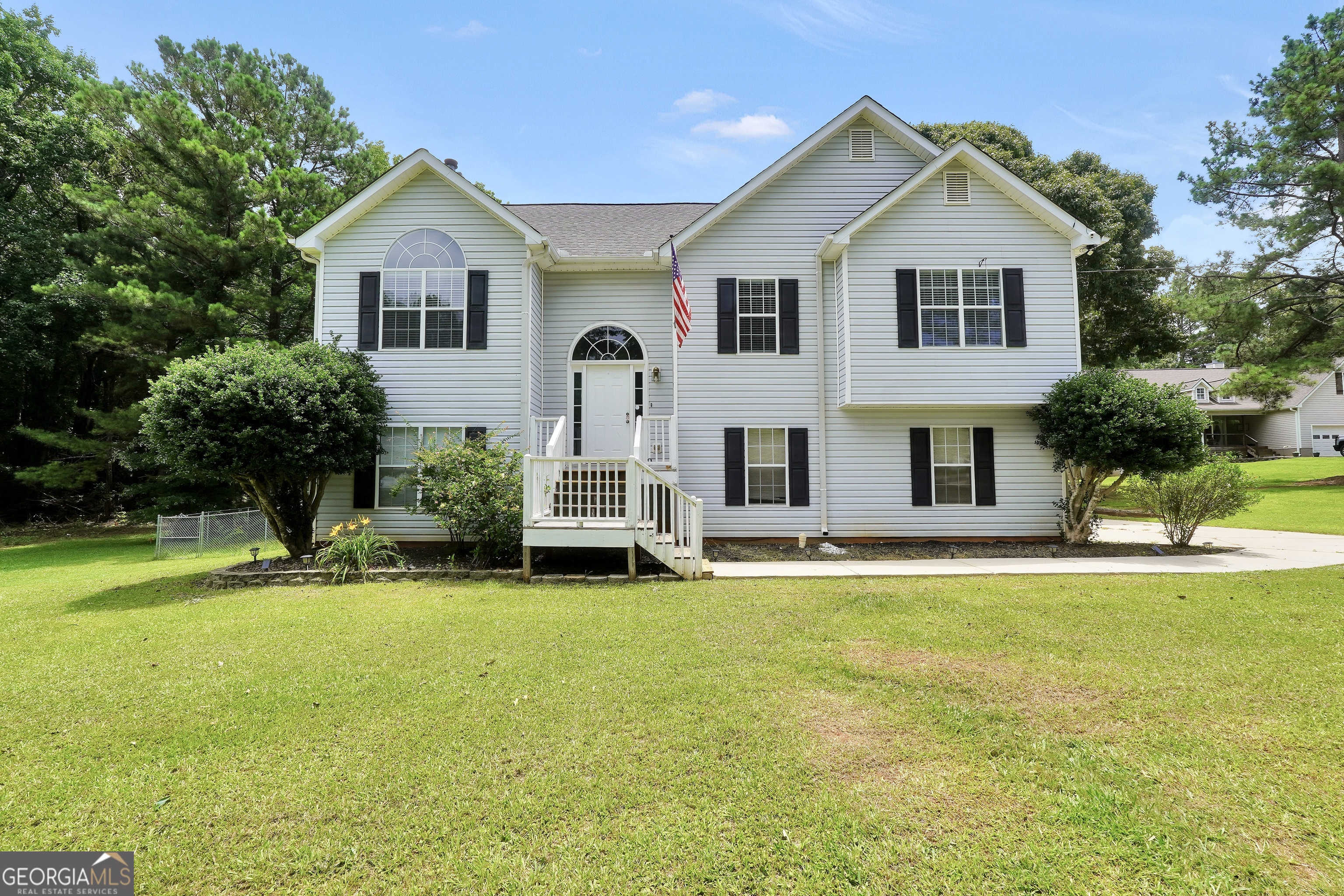 105 Dawn Court
