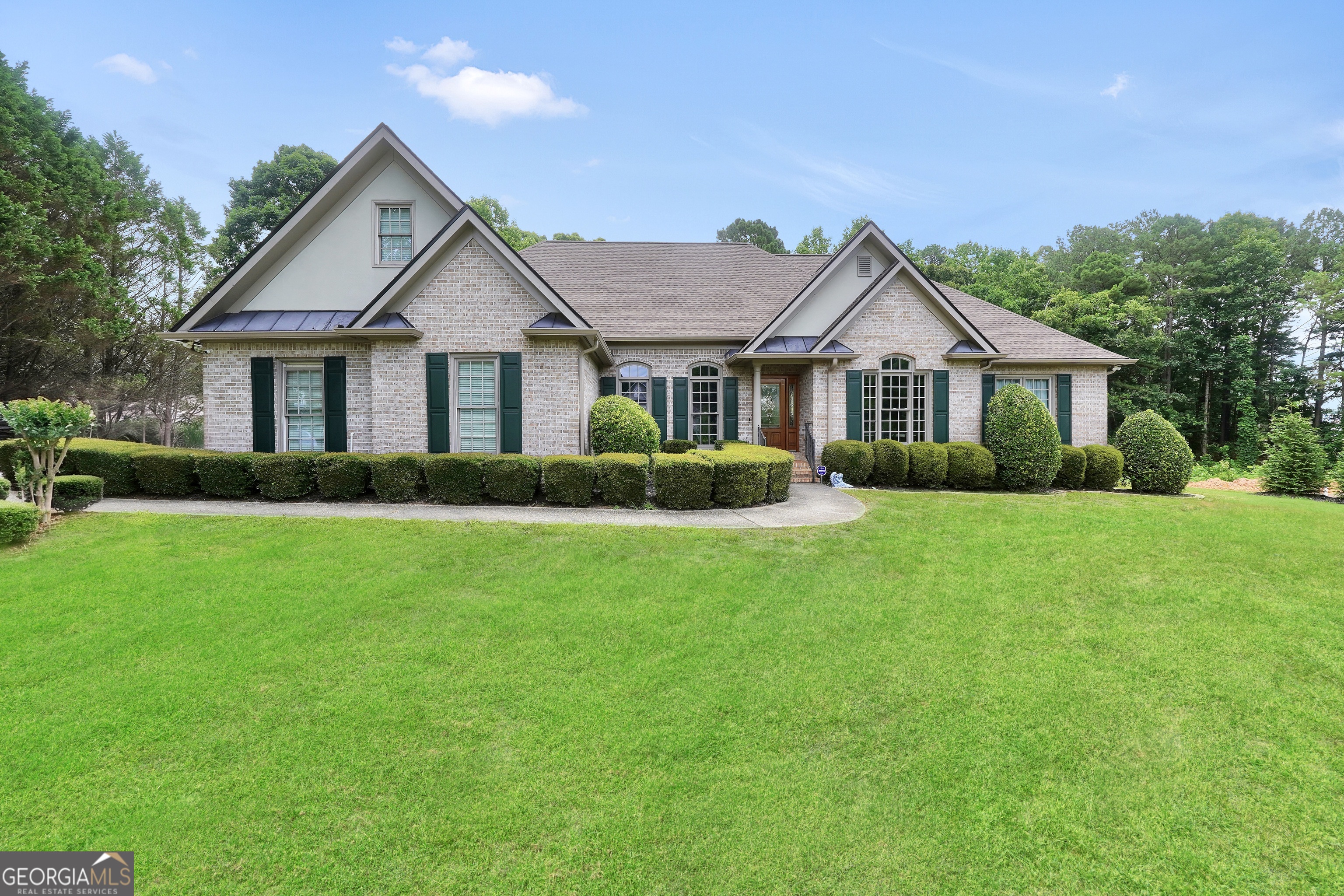 46 Riverview Drive Property Photo 1