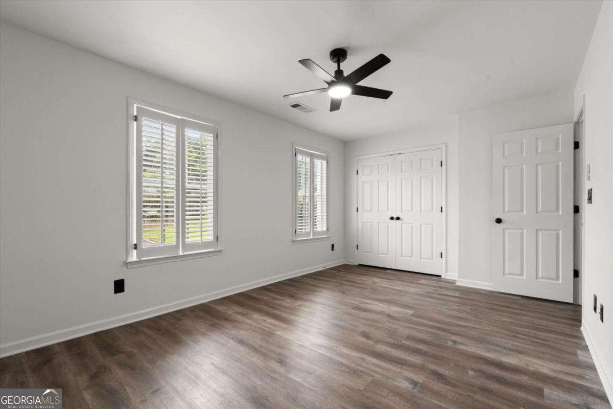 3737 Berkeley Crossing Property Photo 17