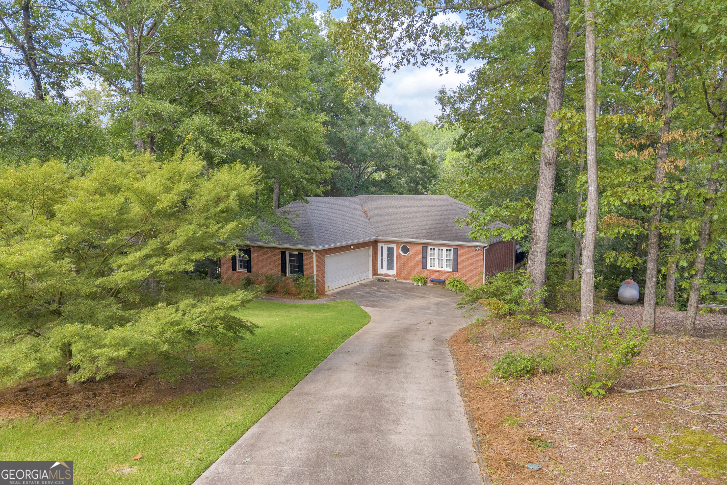 131 Sunrise Drive Property Photo 1