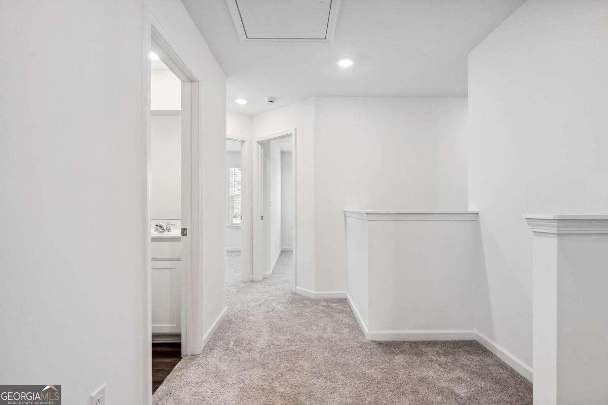 33 Constitution Avenue Property Photo 13