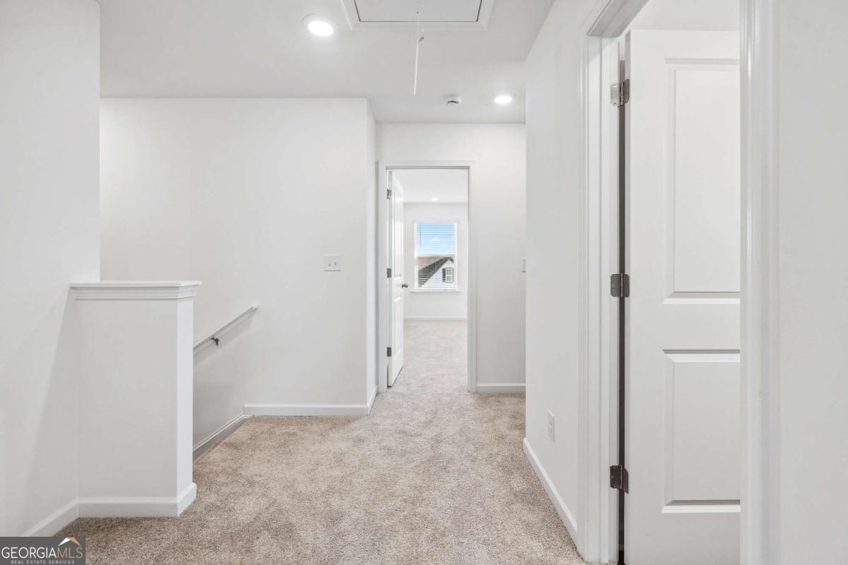33 Constitution Avenue Property Photo 14