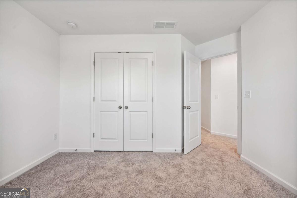 33 Constitution Avenue Property Photo 20