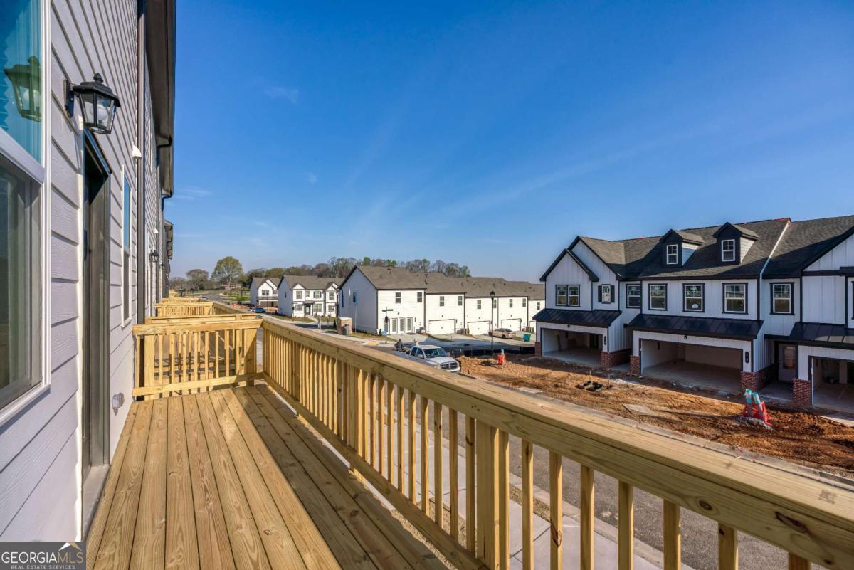 33 Constitution Avenue Property Photo 25