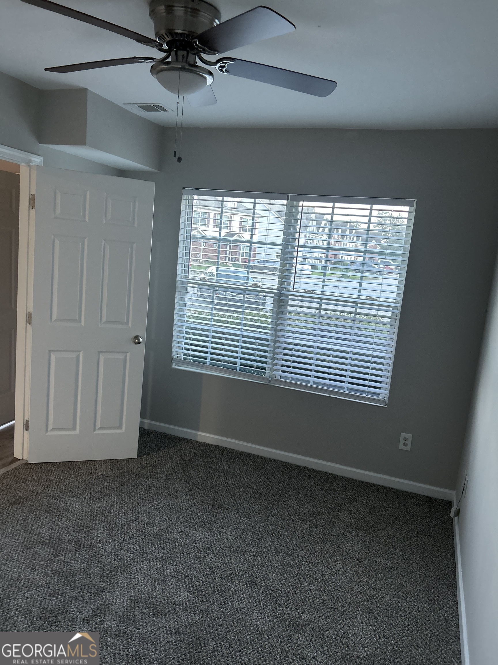 944 Old Mill Point # A Property Photo 5