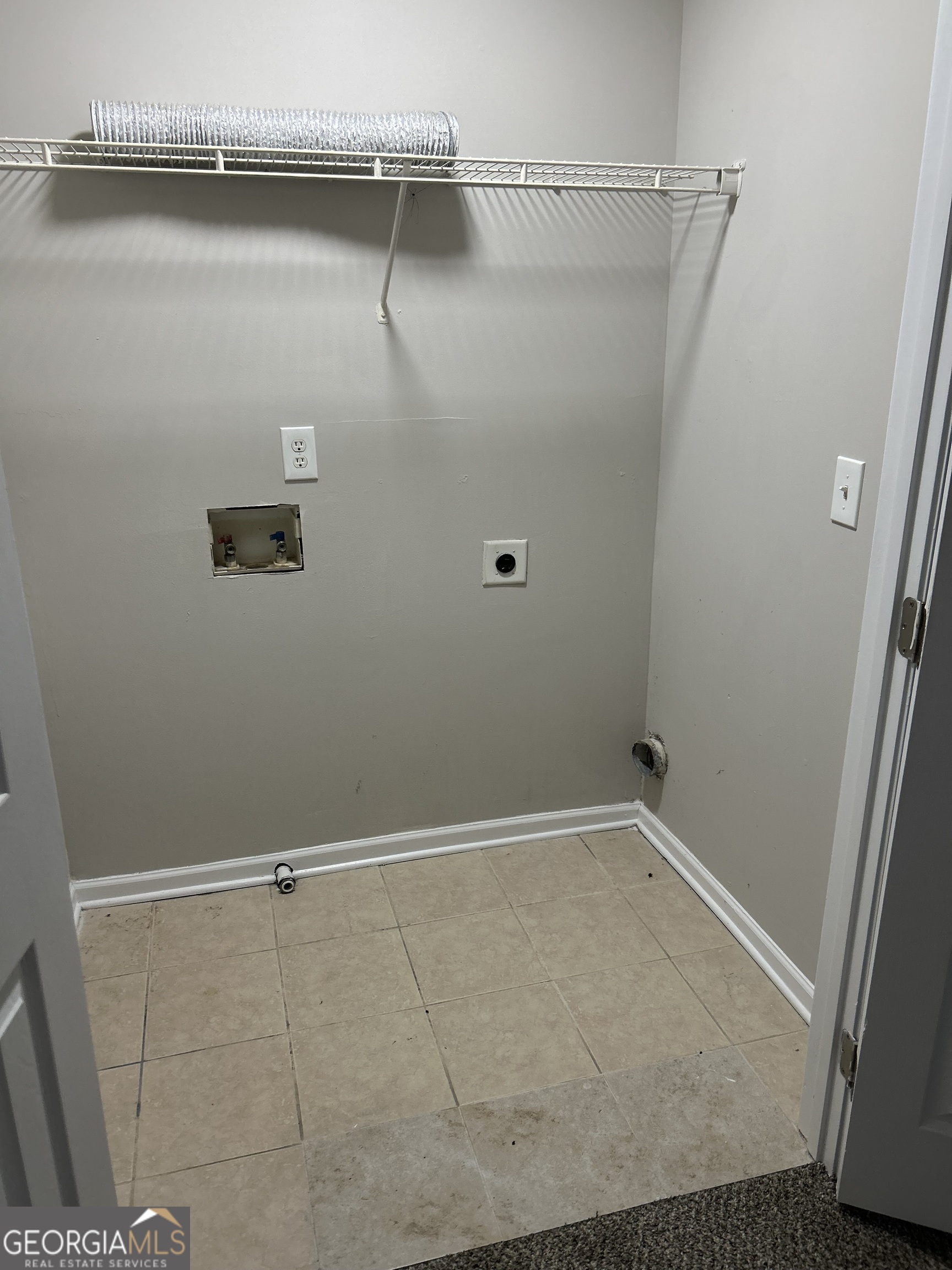944 Old Mill Point # A Property Photo 10