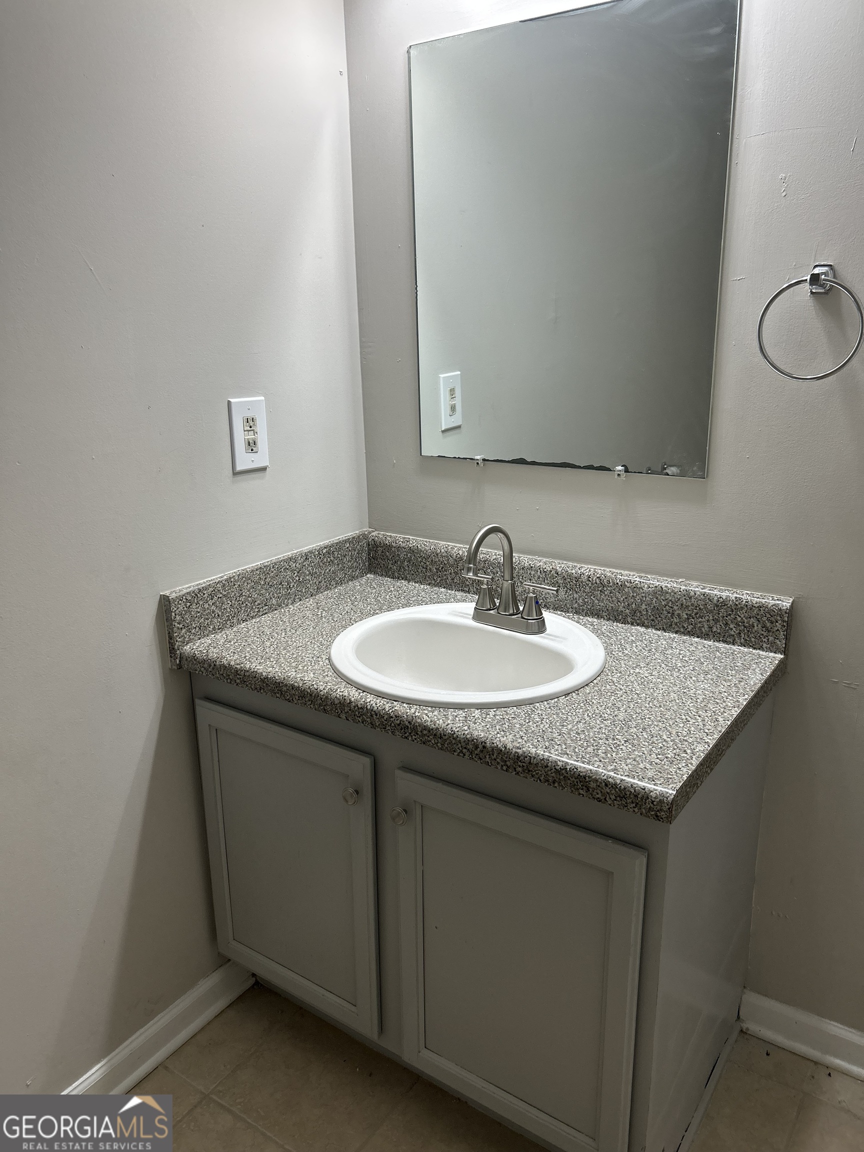 944 Old Mill Point # A Property Photo 11