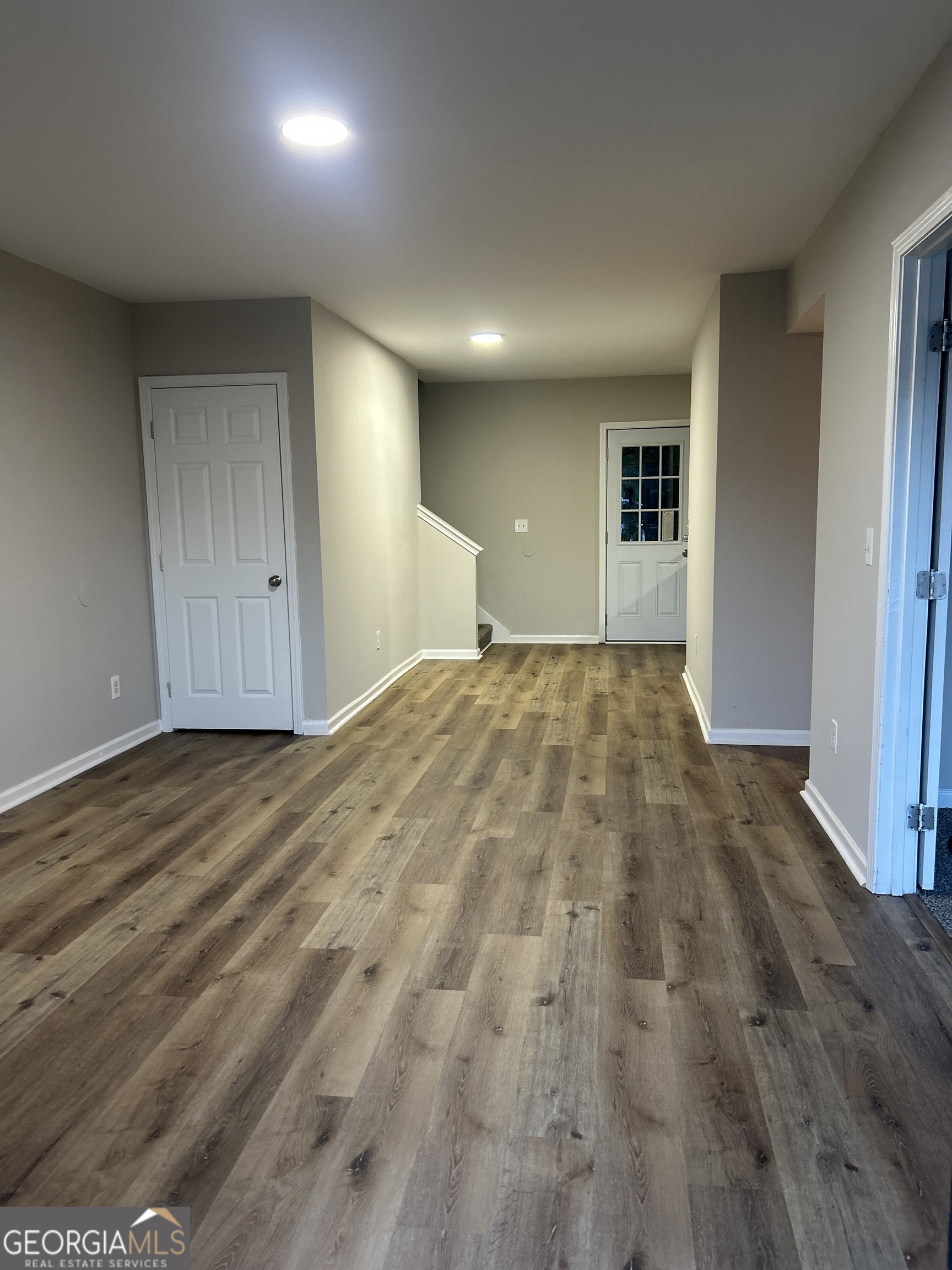 944 Old Mill Point # B Property Photo 2