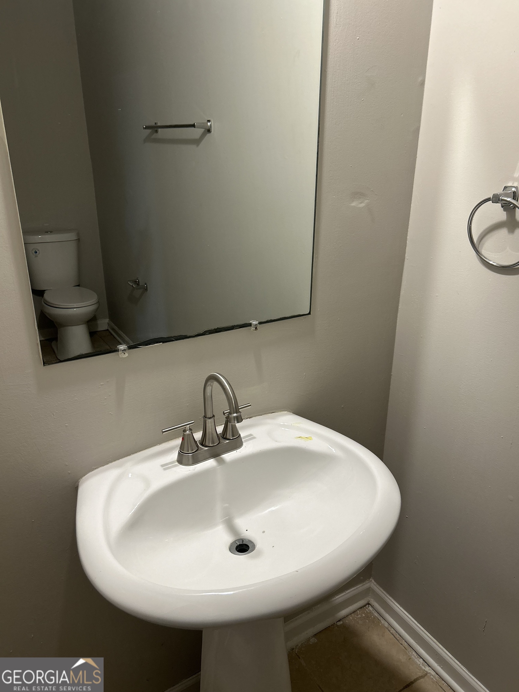 944 Old Mill Point # B Property Photo 7