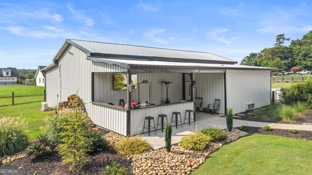 2890 Fears Road Property Photo 48