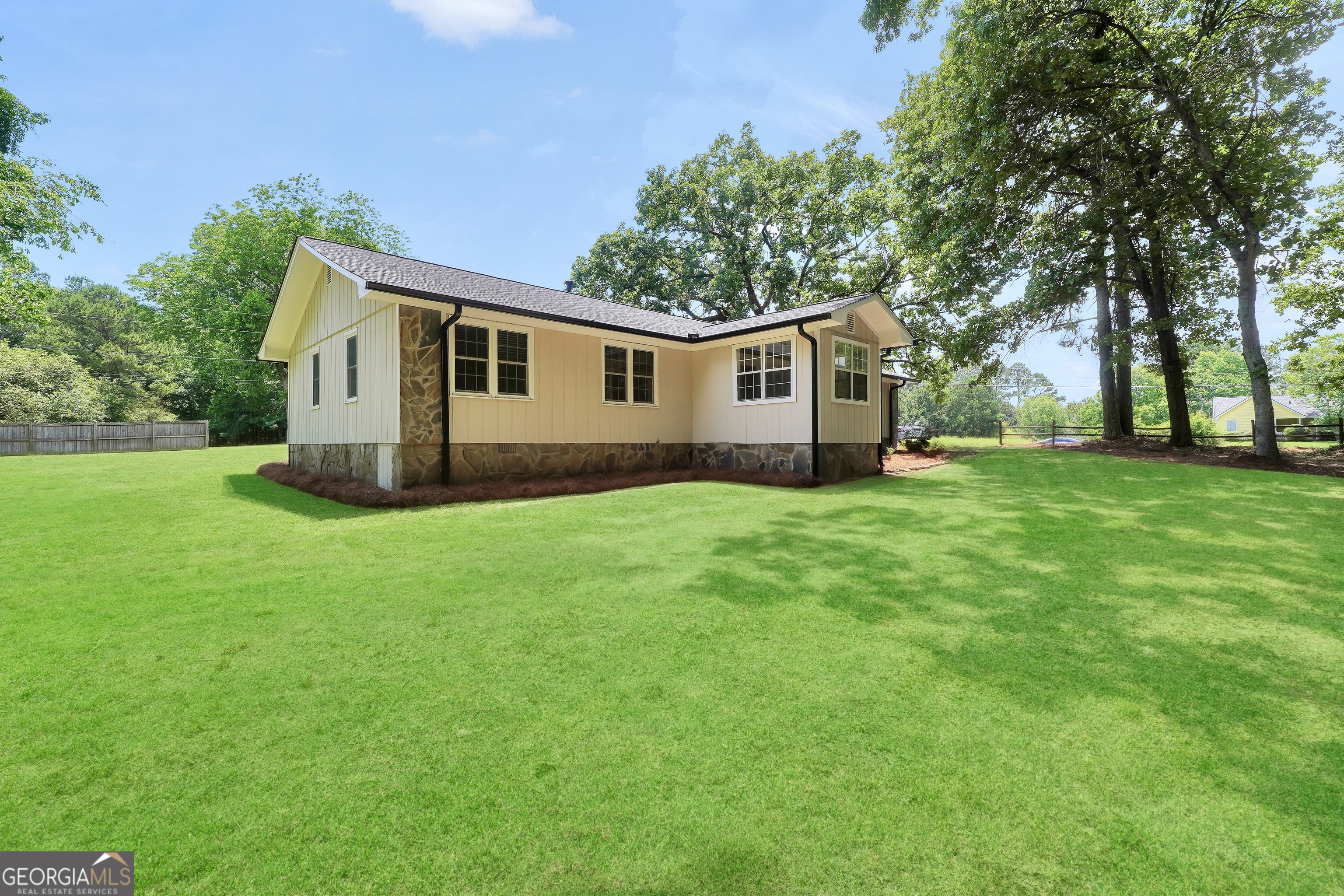 1375 Mcgarity Road Property Photo 1
