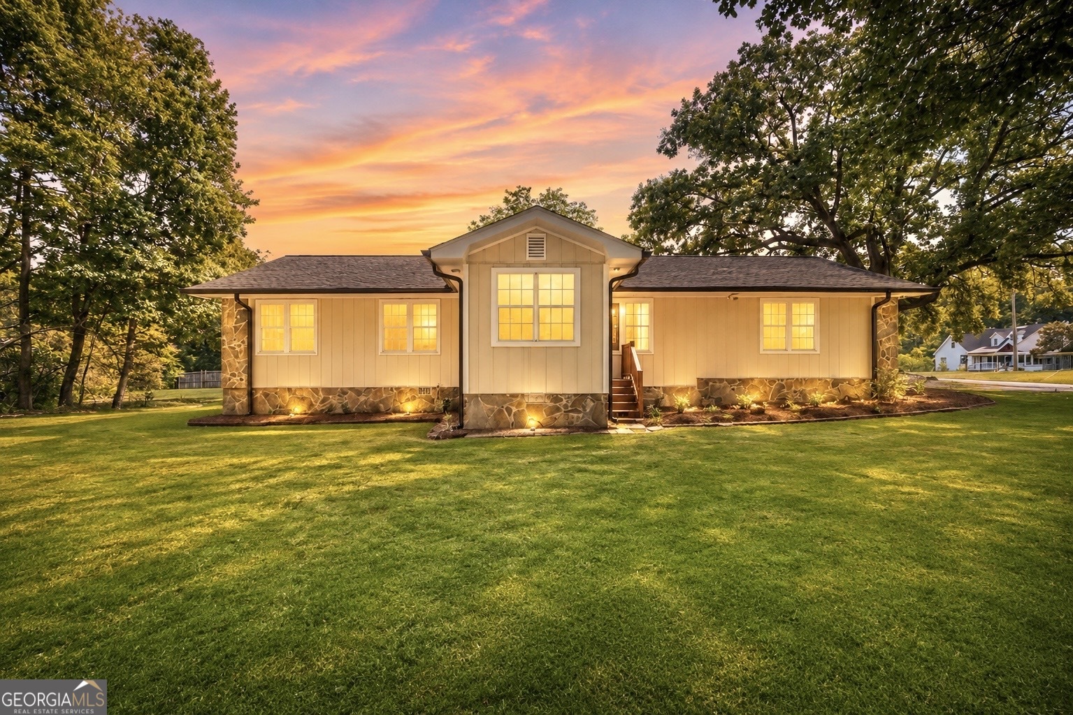 1375 Mcgarity Road Property Photo 3