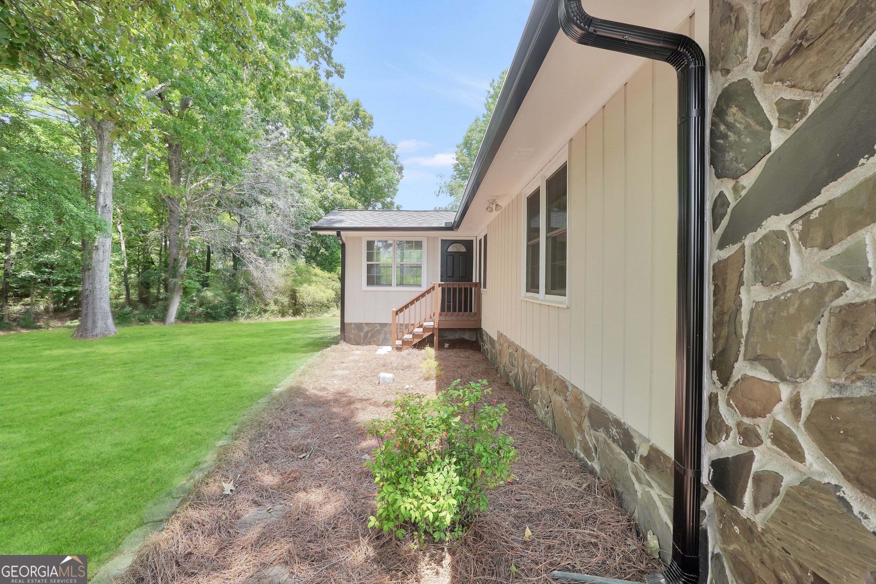 1375 Mcgarity Road Property Photo 6