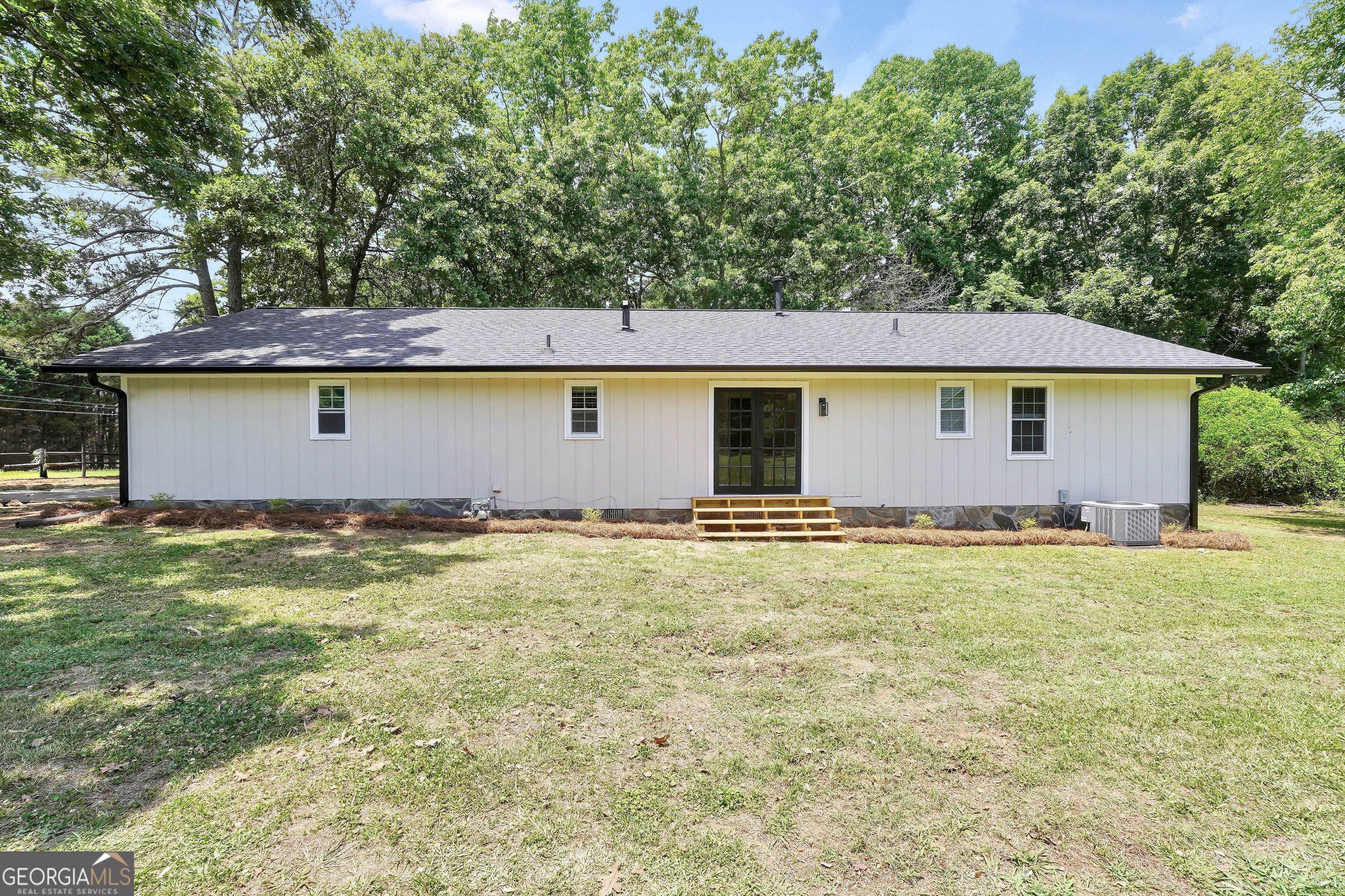 1375 Mcgarity Road Property Photo 9