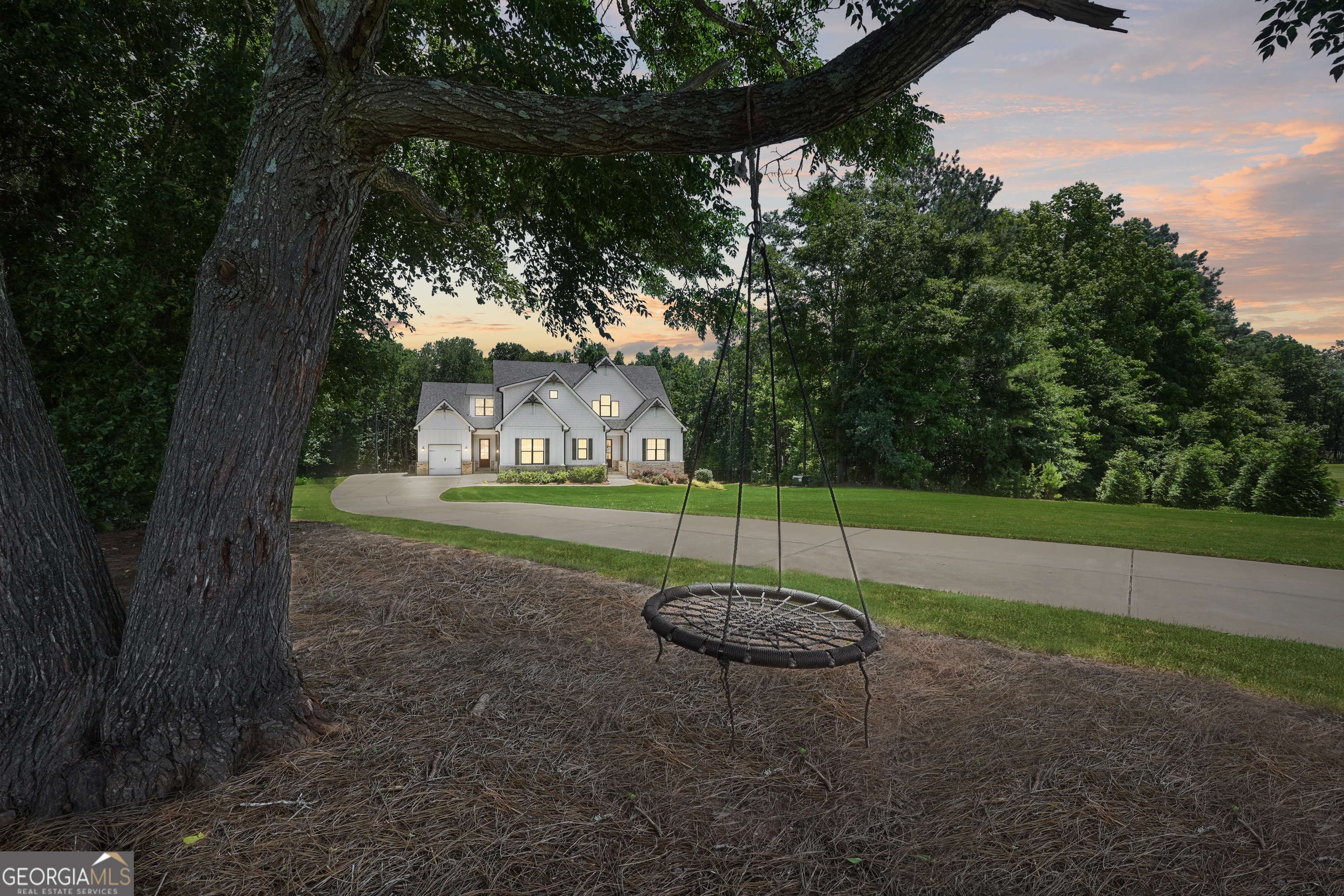 110 Whirlaway Court Property Photo 3