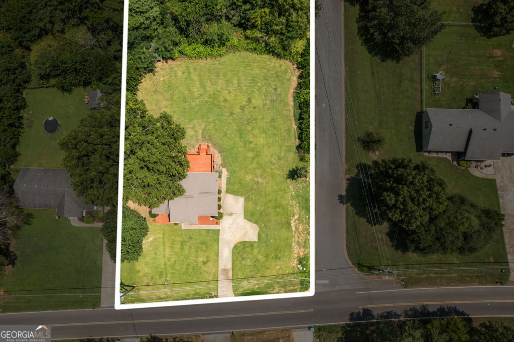 135 Manning Mill Road Nw Property Photo 2