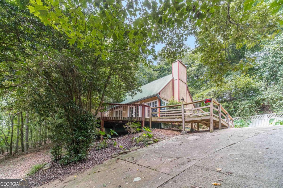 6224 Grant Ford Road Property Photo 1