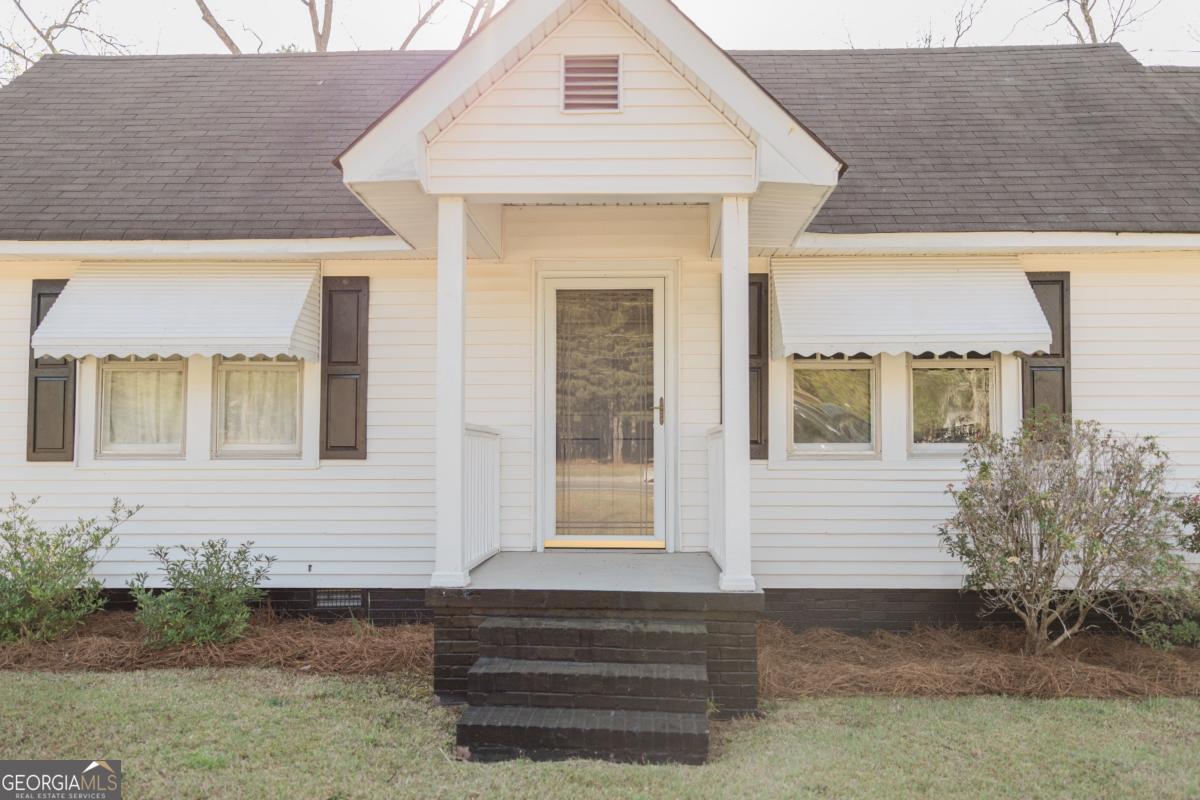 2474 Highway 19 N Property Photo 10