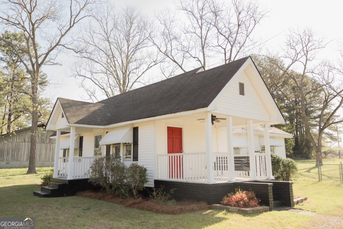 2474 Highway 19 N Property Photo 12