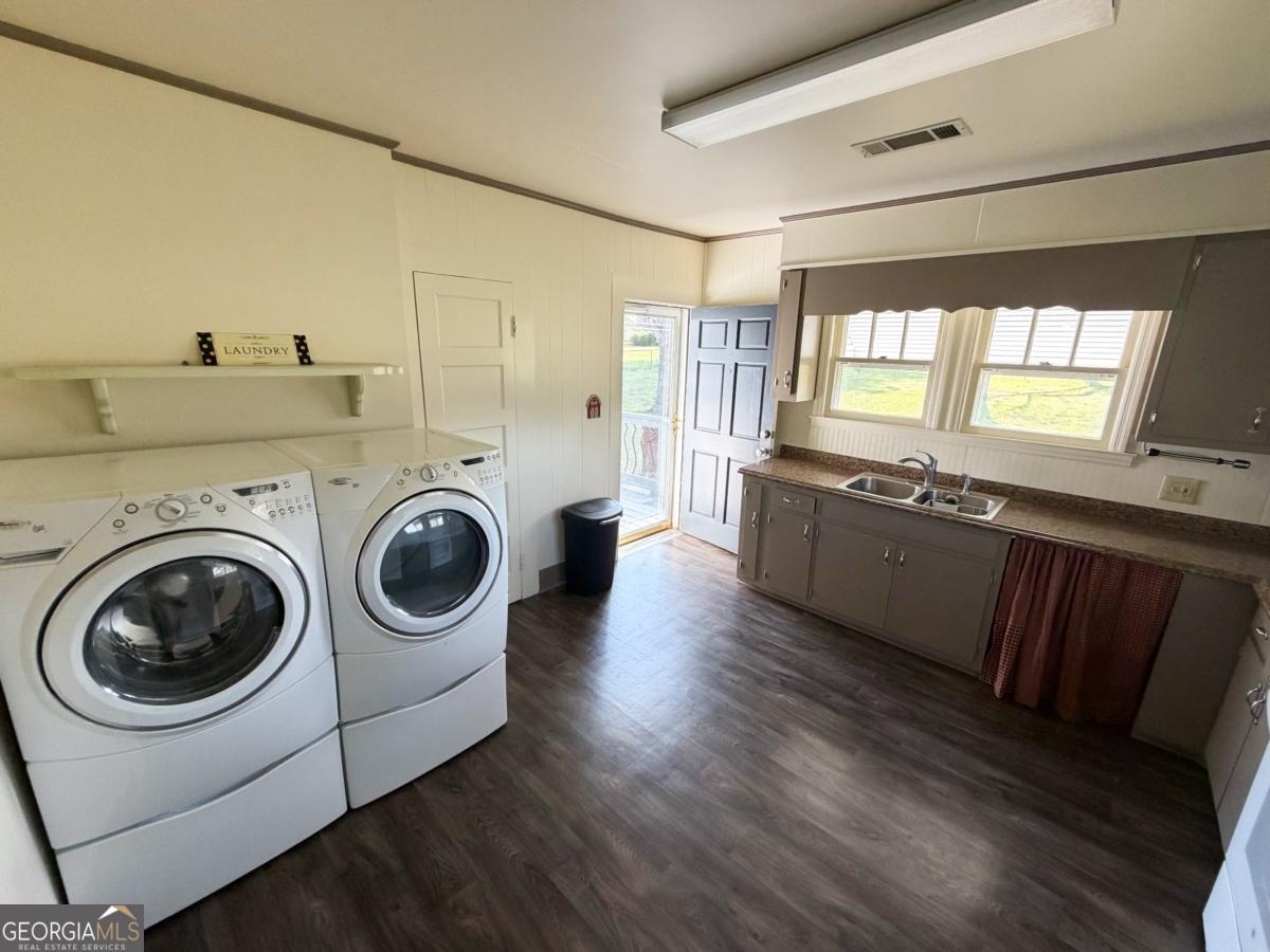 2474 Highway 19 N Property Photo 64
