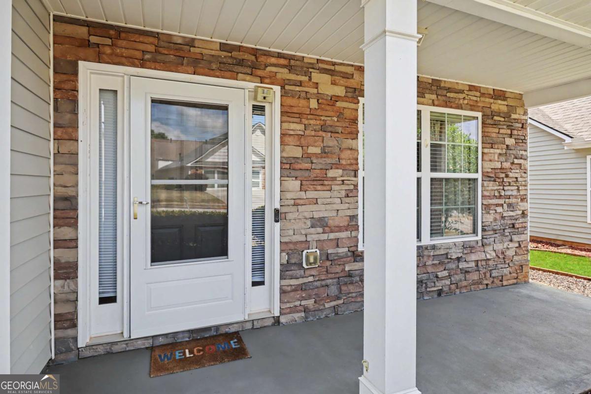 676 Majesty Crossing Property Photo 3