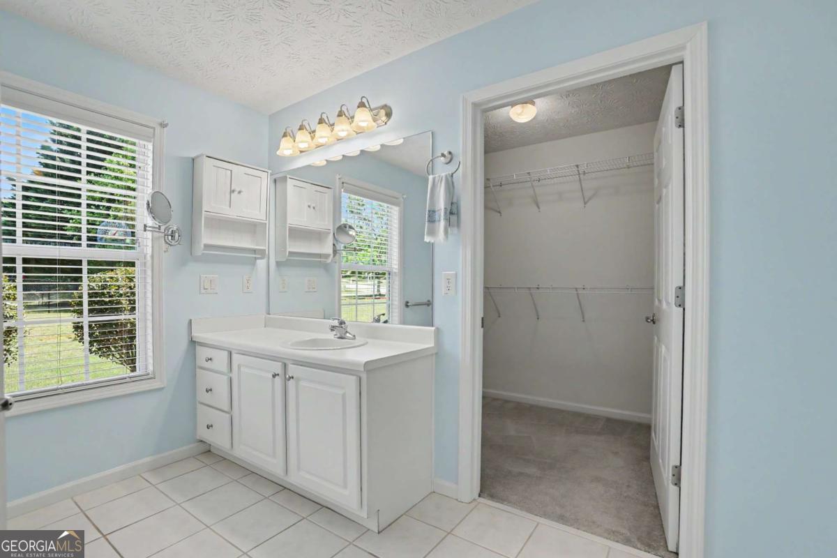 676 Majesty Crossing Property Photo 13