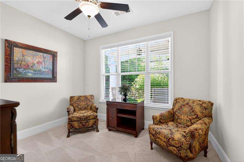 527 Margaret Lane Property Photo 7