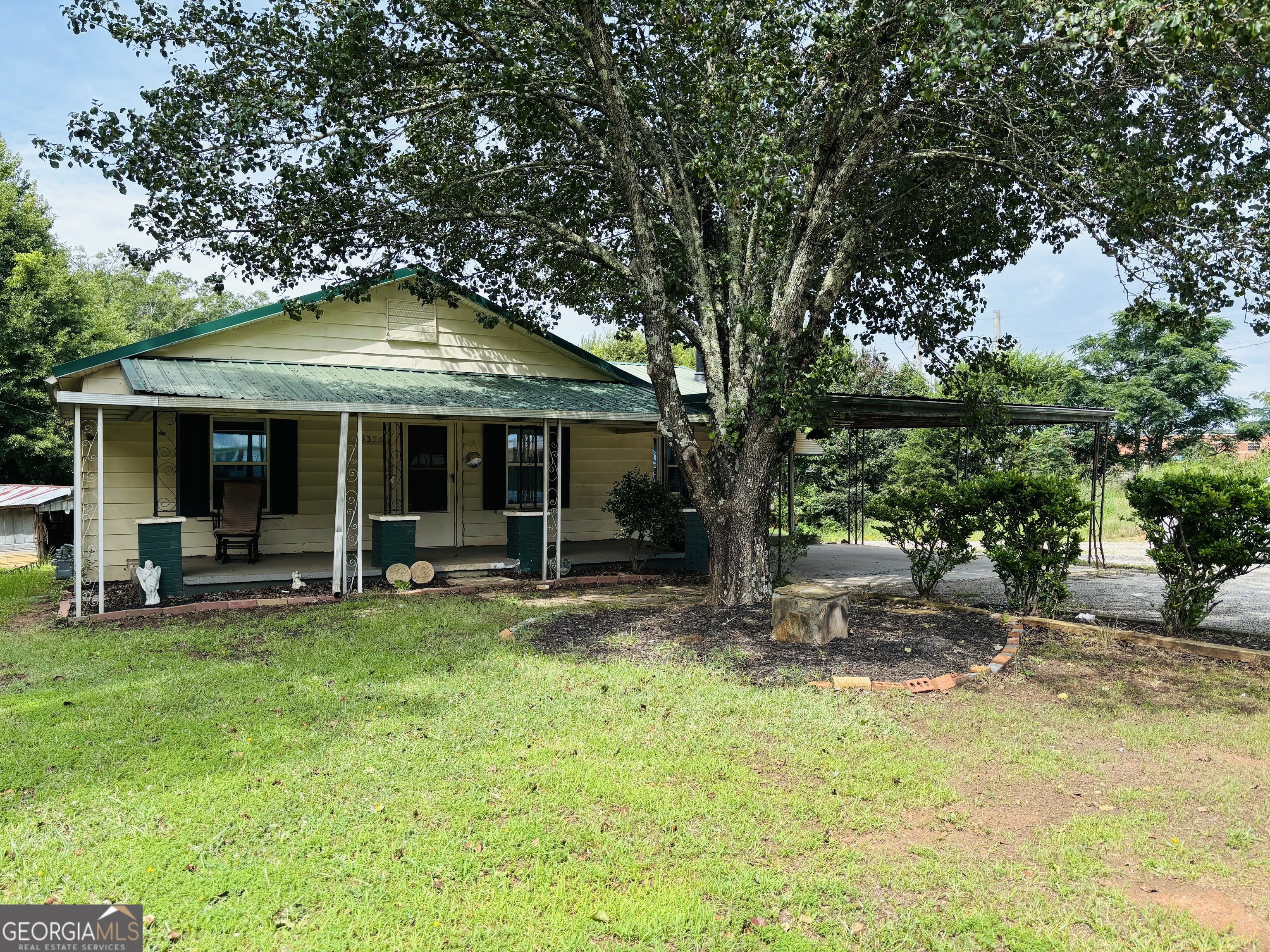 5355 Salem Road Property Photo 1